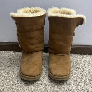 UGG Bailey Button Triple ll Boot